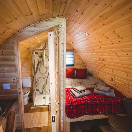 Highland & Transylvania Glamping Pods Roybridge Exterior foto