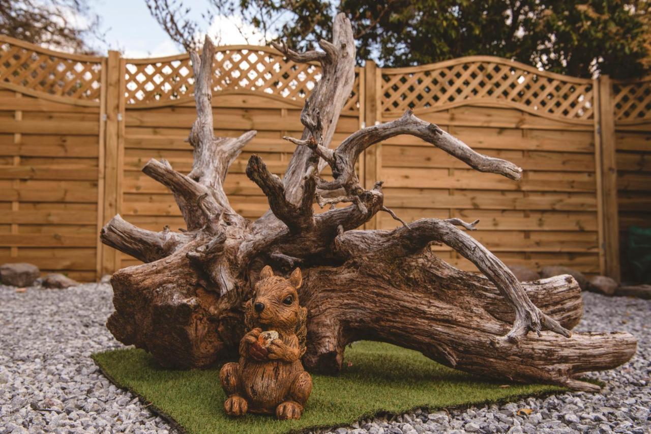 Highland & Transylvania Glamping Pods Roybridge Exterior foto